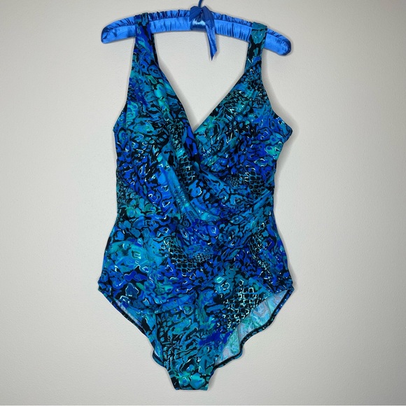 Kirkland Signature Blue Patterned Women's One Piece Swimsuit/Miracle Suit - Picture 1 of 7